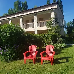 le-moulin-de-cesar.fr-provencehotel.com/