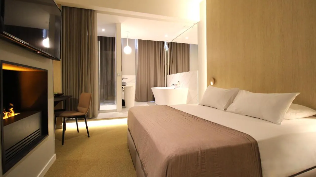 Mihotel Sala Lyon Hotel