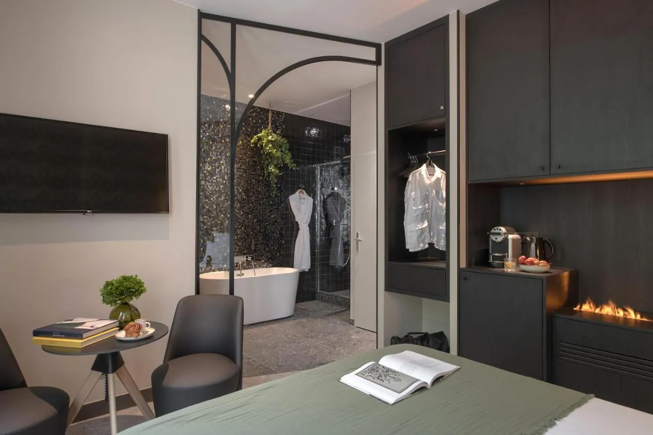 Mihotel Sala Lyon Francja