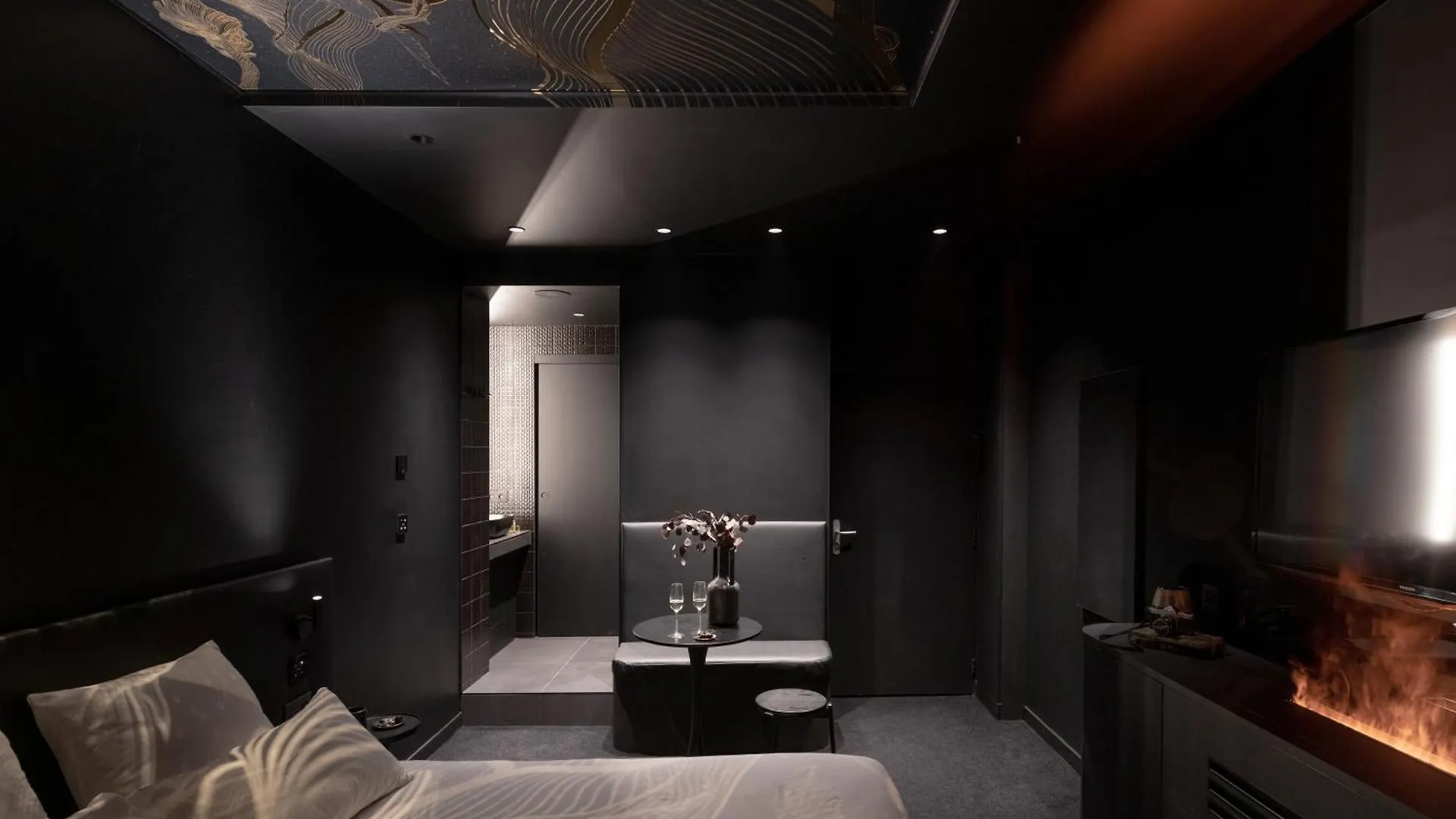 Mihotel Sala Lyon Hotel
